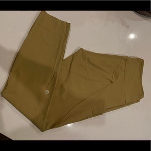 Lululemon Fast and Free 25” leggings in Size 12
